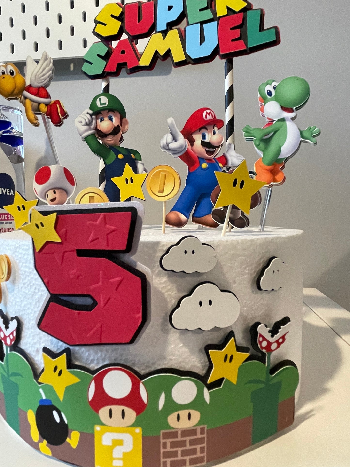 Super Mario Cake Topper